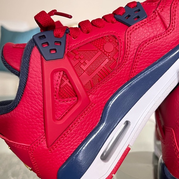 AIR JORDAN 4 Retro NEW - Picture 4 of 13